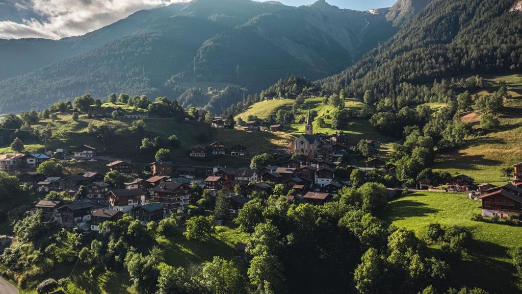 Poort A Poort Dorfhotel Grengiols Kültér fotó